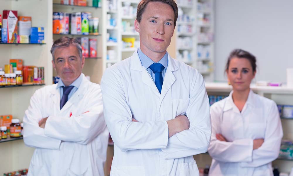 pharmacy technician roles